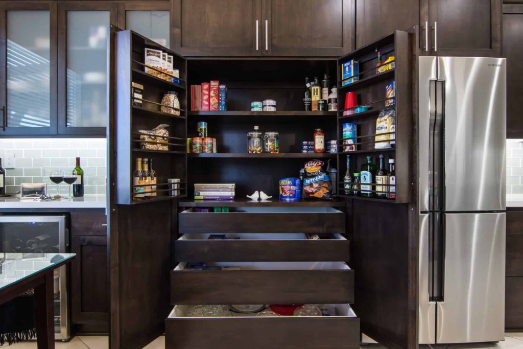The Deluxe Pantry: The Ultimate Space-Saving Storage Solution - Lenton Company