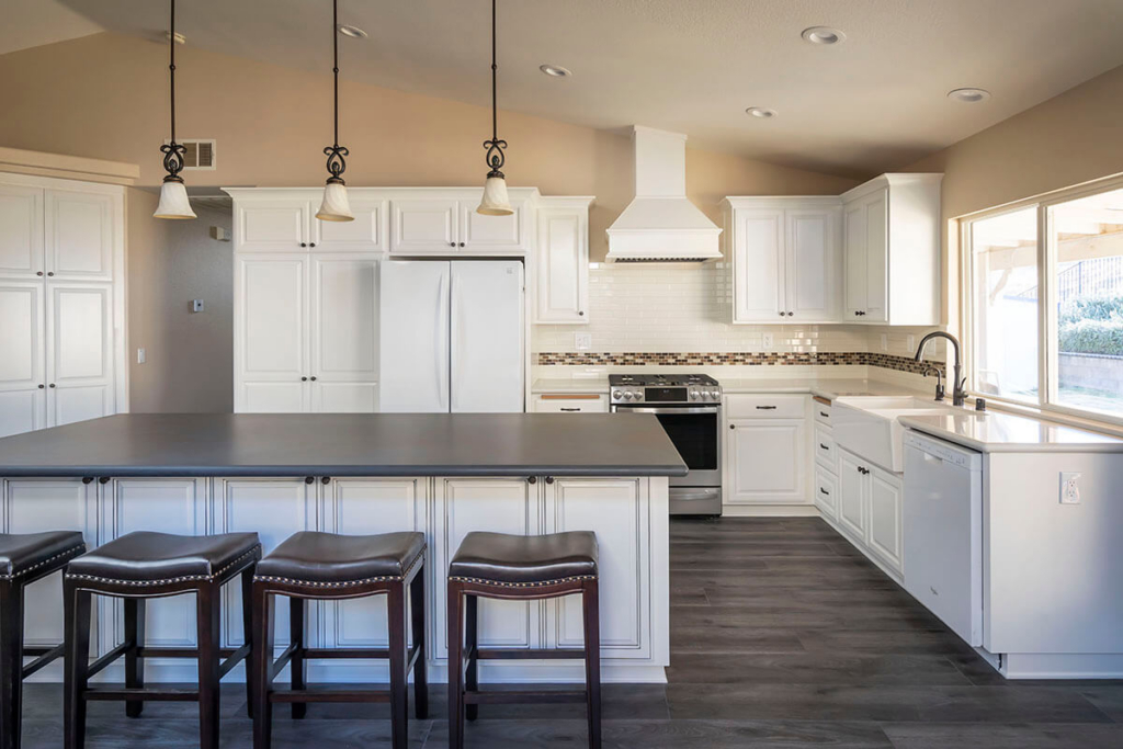 whole home remodeling contractors