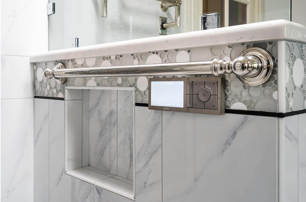 ward-Winning Accessible Primary Suite in Palmdale - Lenton Company