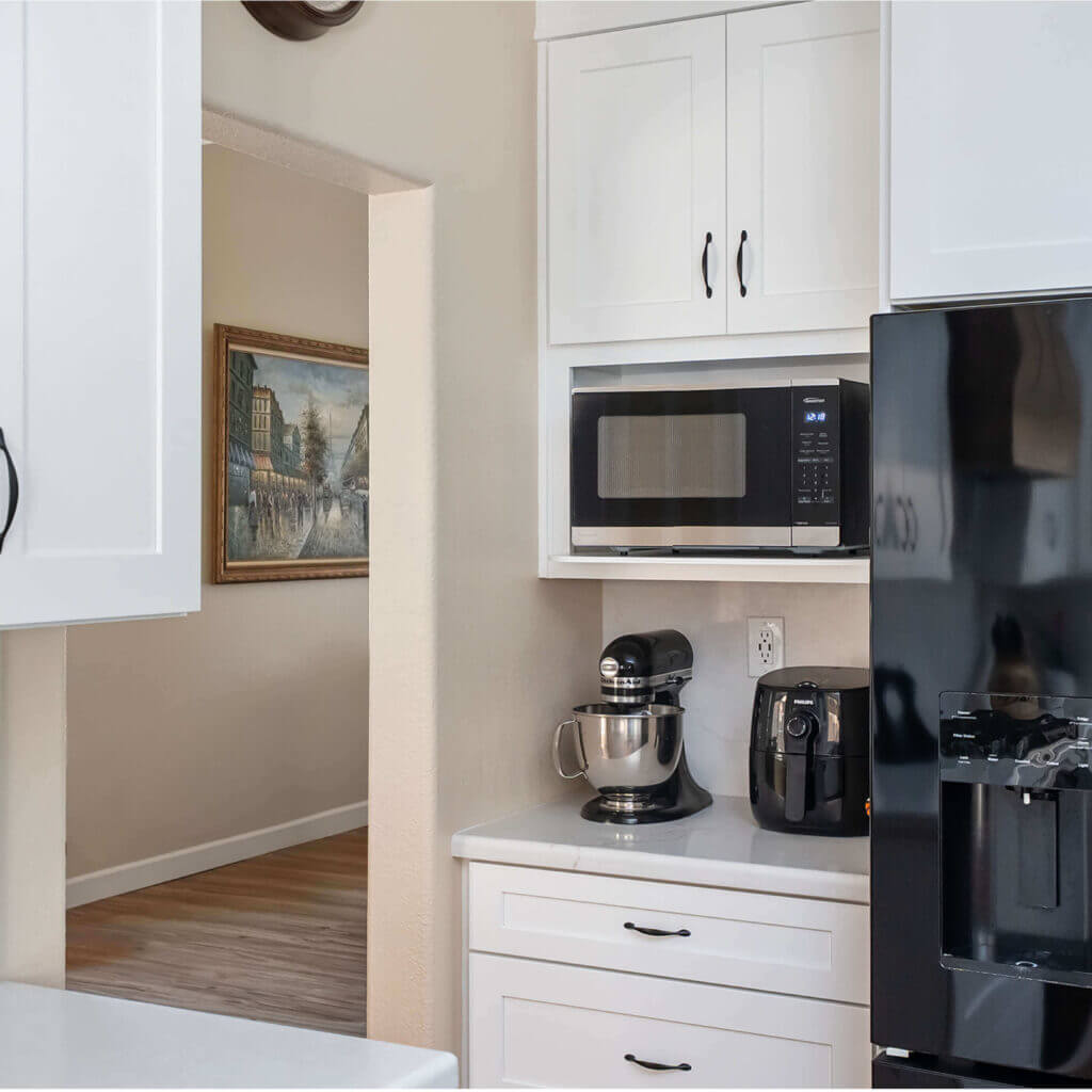 Maximizing Storage, Seating, and Style in Palmdale - Lenton Company