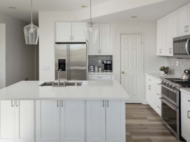 Bright, Open Kitchen with Better Flow in Valencia - Lenton Company